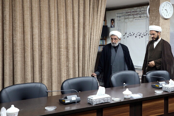 تصاویر/ بازدید رییس موسسه اخلاق و تربیت از خبرگزاری حوزه