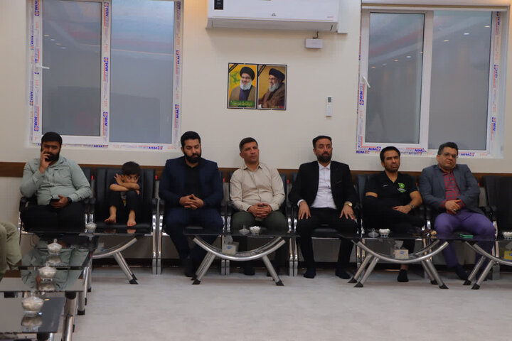 تصاویر/ دیدار هیئتهای ورزشی، قهرمانان، پهلوانان ، ورزشکاران با ستاد توسعه و بازسازی عتبات عالیات شهرستان اسلامشر با امام جمعه