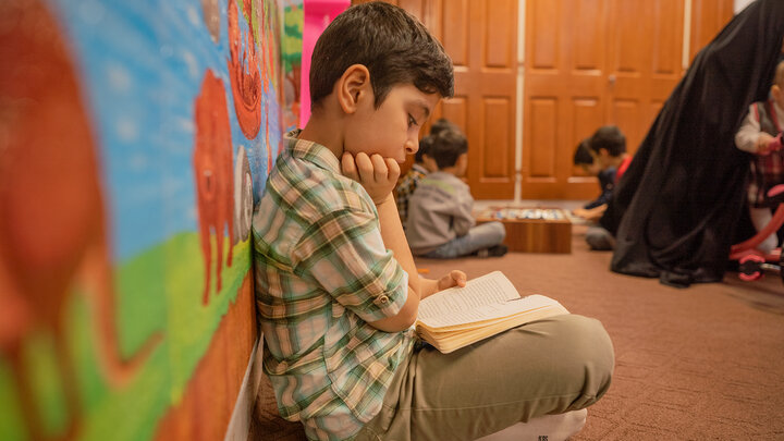 گردهمایی خانوادگی «نسیم عهد» ویژه فارغ‌التحصیلان مدرسه راهبری حل مسئله