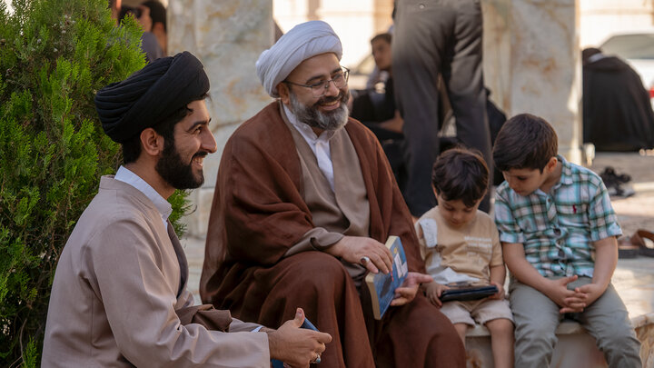 گردهمایی خانوادگی «نسیم عهد» ویژه فارغ‌التحصیلان مدرسه راهبری حل مسئله
