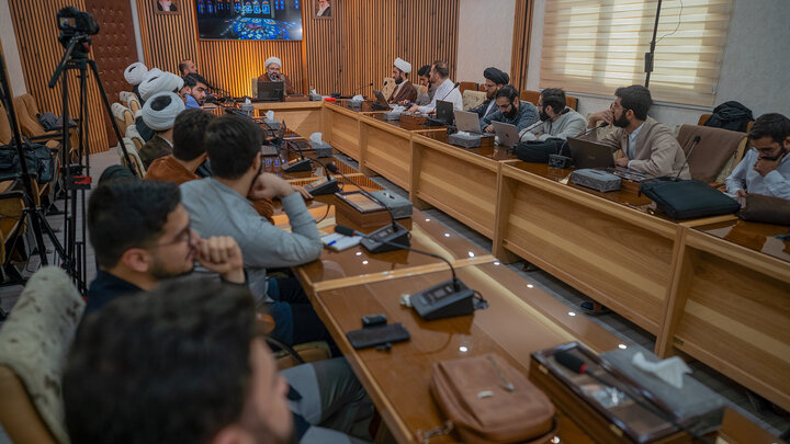 گردهمایی خانوادگی «نسیم عهد» ویژه فارغ‌التحصیلان مدرسه راهبری حل مسئله
