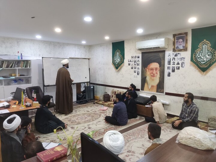 تصاویر/دوره دانش افزایی ویژه ایام فاطمیه در مدرسه علمیه حضرت ولیعصر(عج) اهواز