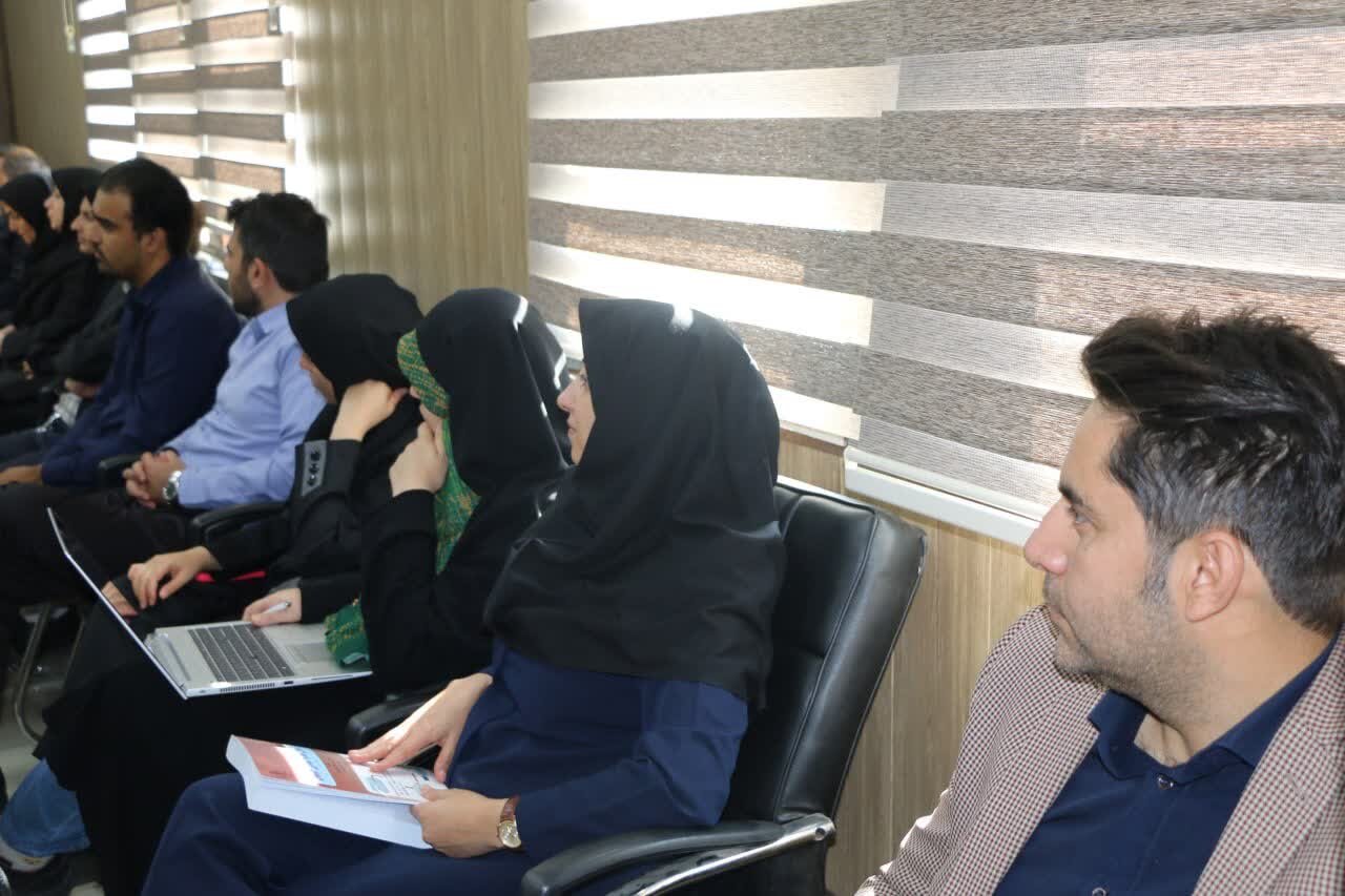 تصاویر / نشست بصیرتی و معرفتی با موضوع «استکبارستیزی از منظرنهج‌البلاغه»