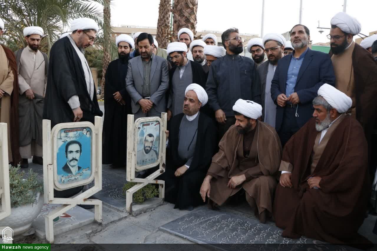 تجدید عهد مسئولان و مدیران بسیج طلاب با آرمان‌های شهدا در تخت فولاد اصفهان + تصاویر