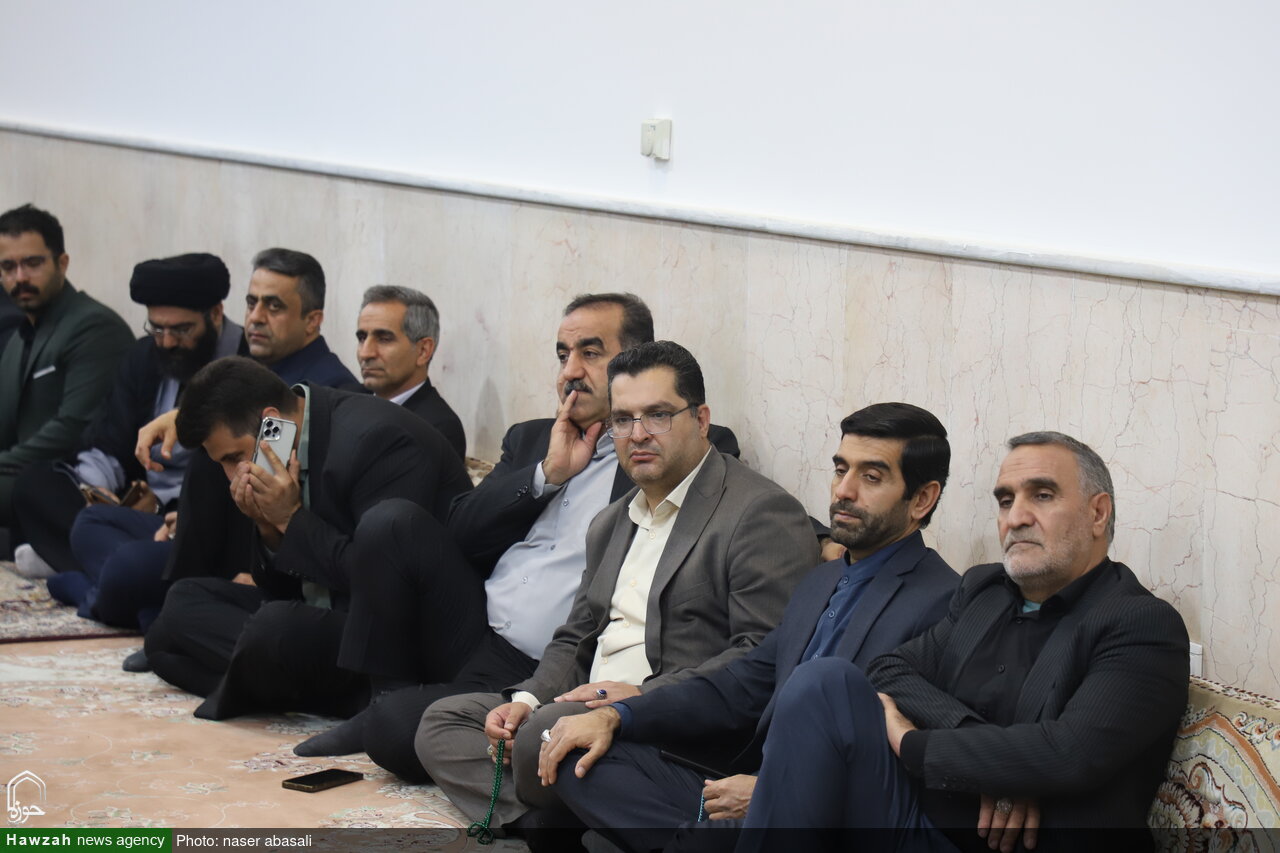 تصاویر/ دیدار جمعی از دانش آموزان سطح شهر سنندج با نماینده ولی فقیه