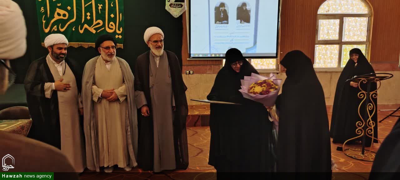 برگزاری آیین تکریم و معارفه مدیر مدرسه علمیه تخصصی فاطمه‌الزهرا (س) آبادان + عکس