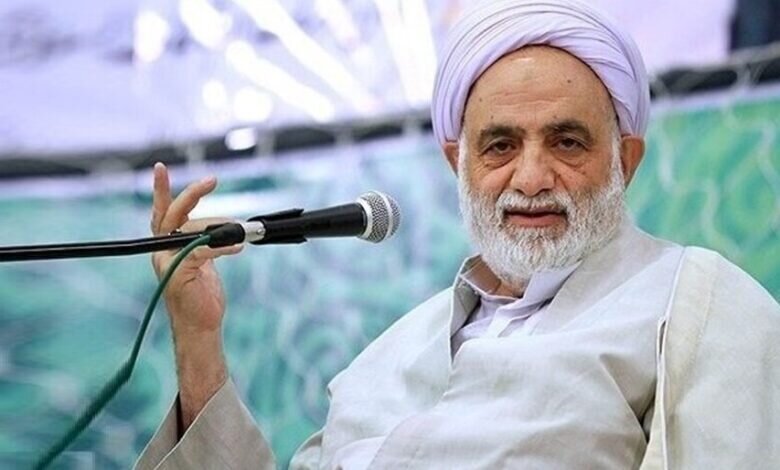 কেন আল্লাহ এই দুনিয়ায় চরম জালিমদেরও তৎক্ষণাৎ শাস্তি দেন না?