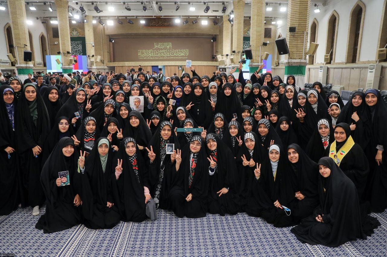 قائد الثورة: الخلاف بين الجمهورية الإسلامية وامريكا جوهري، وليس تكتيكيا