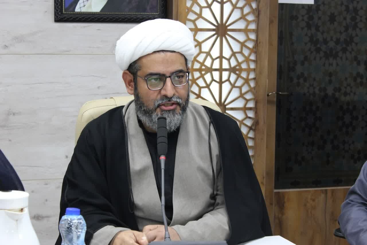 ۱۳ آبان نماد عزت و بیداری ملت ایران است