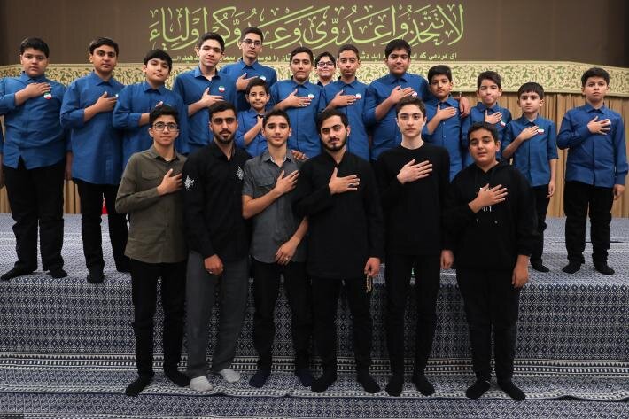 ईरान और अमेरिका के बीच अंतर दो विचारधाराओं के बीच प्रकृति और हितों का टकराव है