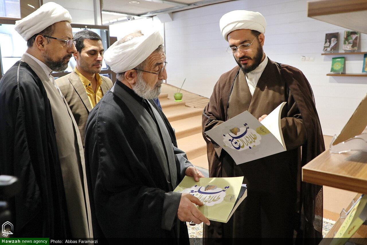 مدير "مؤسسة الأخلاق والتربية" يزور وكالة أنباء الحوزة + صور