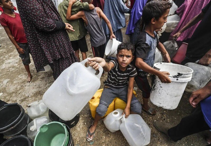 भोजन और पानी की कमी के करण,गज़्ज़ा में लोगो की सांसें थम रही हैं।संयुक्त राष्ट्र