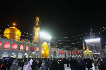تصاویر/ حال و هوای حرم مطهر رضوی در شب شهادت حضرت زهرا سلام‌الله علیها