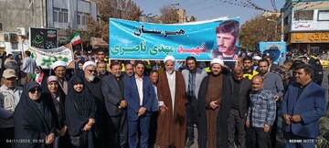 تصاویر/ مراسم گرامیداشت ۱۳ آبان روز دانش آموز در ساوه