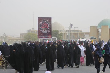 تصاویر/ راهپیمایی یوم الله سیزدهم آبان ماه در شهرستان جاسک