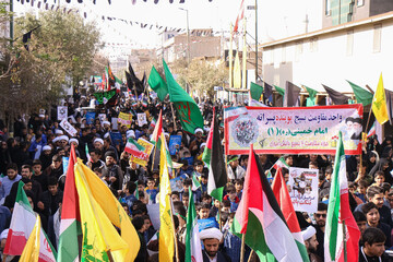 تصاویر/ راهپیمایی سراسری یوم الله ۱۳ آبان در شهر مقدّس قم