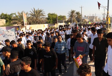 تصاویر/ راهپیمایی ۱۳ آبان در بندر دیر