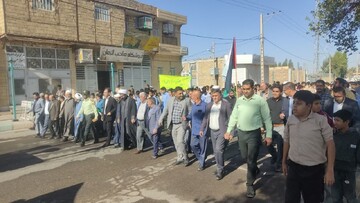 تصاویر/ راهپیمایی روز دانش آموز و بزرگداشت ۱۳ آبان در شهر کشکوئیه