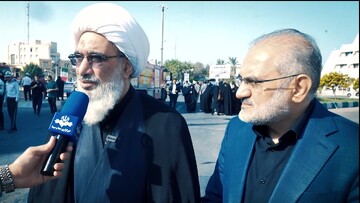 فیلم| امام جمعه بوشهر: جامعه جهانی خود را در برابر آمریکا احساس می کند