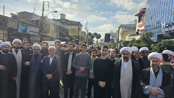 تصاویر / حضور پر شور مردم مومن و انقلابی استان گیلان به همراه طلاب و روحانیت در راهپیمایی ۱۳ آبان