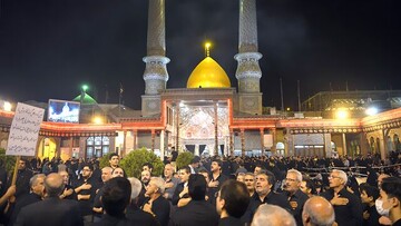 فیلم | حال و هوای حرم حضرت عبدالعظیم(ع) در شب شهادت حضرت زهرا(س)