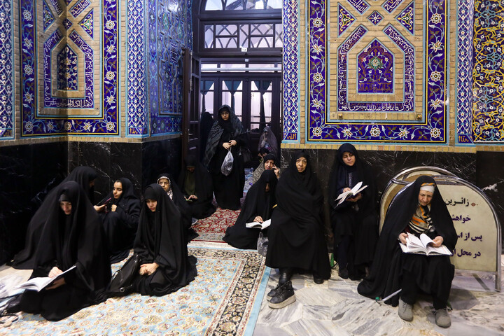 تصاویر/ حال و هوای حرم مطهر رضوی در شب شهادت حضرت زهرا سلام‌الله علیها