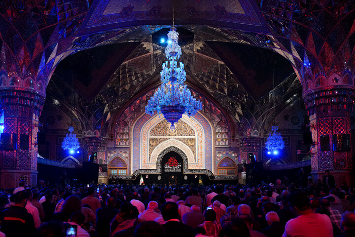 تصاویر/ حال و هوای حرم مطهر رضوی در شب شهادت حضرت زهرا سلام‌الله علیها