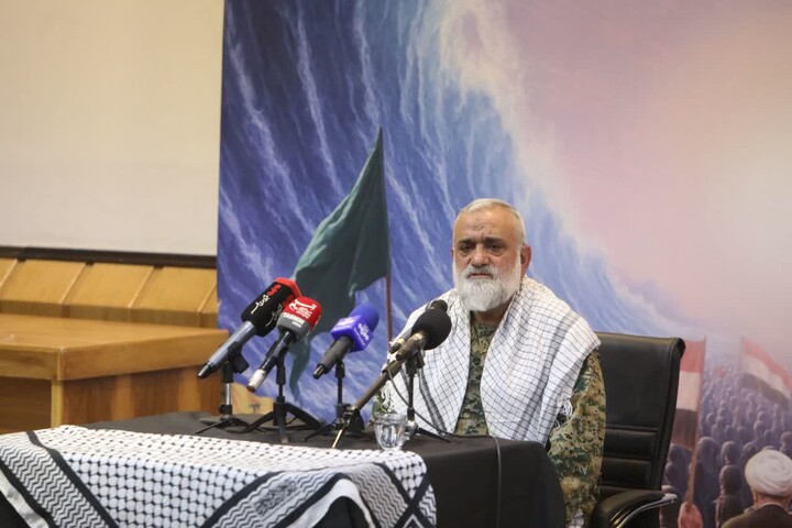 تصاویر/ همایش ایستاده بر عهد، ویژه گرامیداشت روز سیزده آبان با حضور سردار نقدی