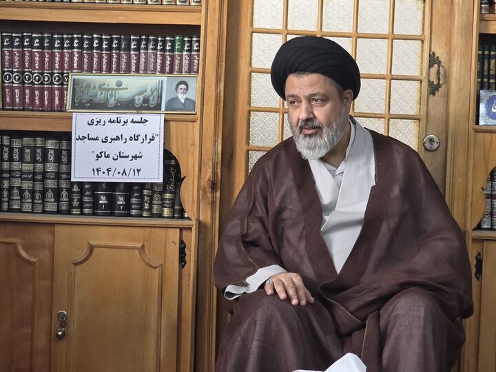 تصاویر/ جلسه قرارگاه راهبردی مساجد ماکو