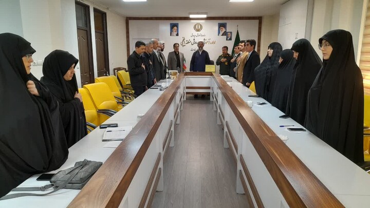 تصاویر / اولین جلسه کارگروه تخصصی توسعه آموزش عمومی قرآن کریم منطقه ایلخچی