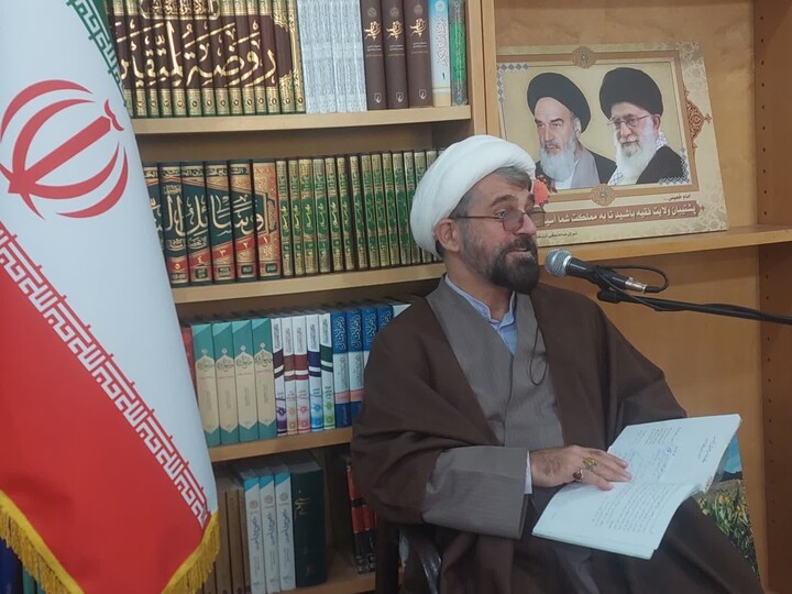 سلسله جلسات اخلاقی با حضور طلاب و اساتید و کادر حوزه علميه خواهران حضرت معصومه(ص)