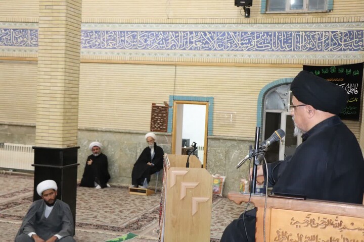 تصاویر/ جلسه اخلاق امام جمعه بناب در حوزه علمیه بناب