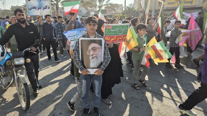 ۱۳ آبان در بوشهر