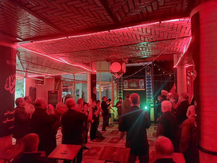 تصاویر/ مراسم سوگواری شهادت حضرت زهرا(س) در مسجد جامع حسینی