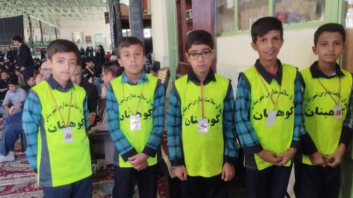 تصاویر/ راهپیمایی روز دانش آموز و بزرگداشت ۱۳ آبان در شهر کوهبنان