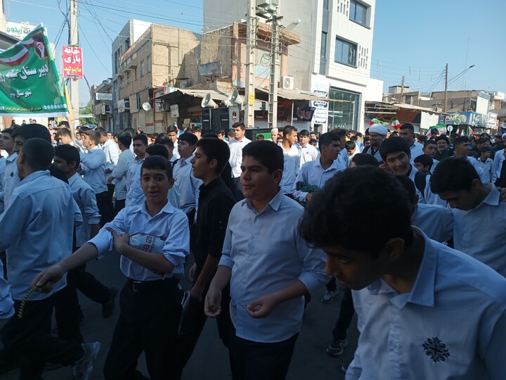 تصاویر/راهپیمایی یوم الله ۱۳ آبان شهرستان شوشتر