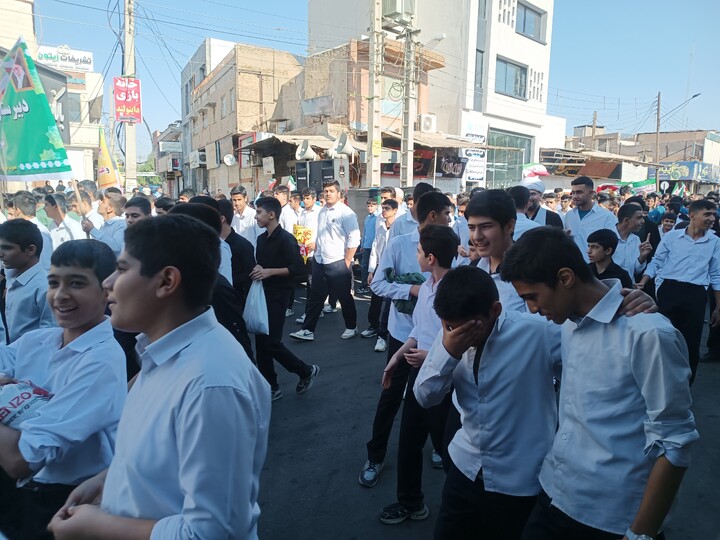 تصاویر/راهپیمایی یوم الله ۱۳ آبان شهرستان شوشتر