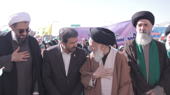 حضور طلاب و روحانیون در اجتماع ۱۳ آبان همدان