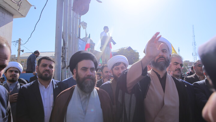 حضور طلاب و روحانیون در اجتماع ۱۳ آبان همدان