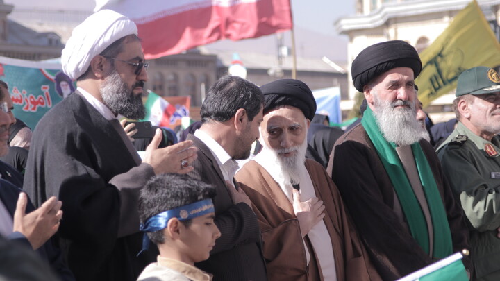 حضور طلاب و روحانیون در اجتماع ۱۳ آبان همدان