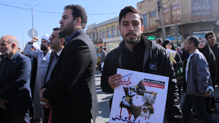 حضور طلاب و روحانیون در اجتماع ۱۳ آبان همدان