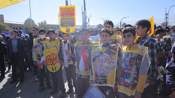 حضور طلاب و روحانیون در اجتماع ۱۳ آبان همدان