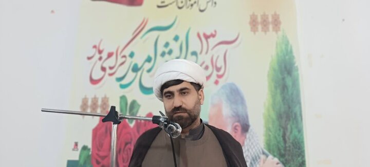 تصاویر/ راهپیمایی روز دانش آموز و بزرگداشت ۱۳ آبان در شهر نودژ