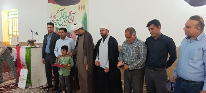 تصاویر/ راهپیمایی روز دانش آموز و بزرگداشت ۱۳ آبان در شهر نودژ