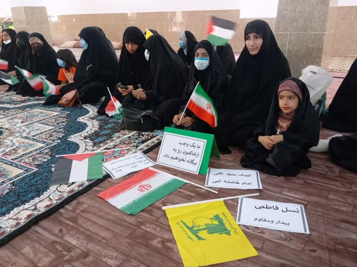 تصاویر/ راهپیمایی روز دانش آموز و بزرگداشت ۱۳ آبان در شهر نودژ