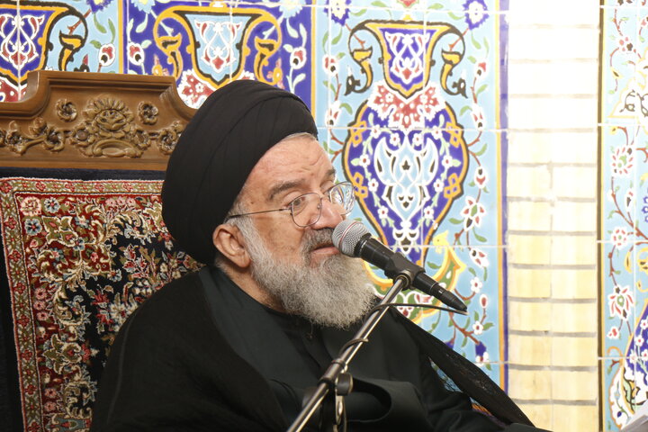 مراسم عزاداری ایام فاطمیه و بزرگداشت ۱۳ آبان در مدرسه علمیه صالحیه کرمان