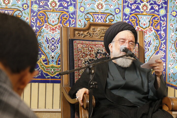 مراسم عزاداری ایام فاطمیه و بزرگداشت ۱۳ آبان در مدرسه علمیه صالحیه کرمان