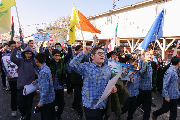 راهپیمایی سراسری یوم الله ۱۳ آبان در شهر مقدّس قم
