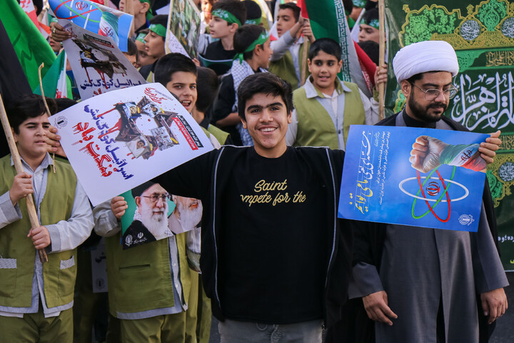 راهپیمایی سراسری یوم الله ۱۳ آبان در شهر مقدّس قم
