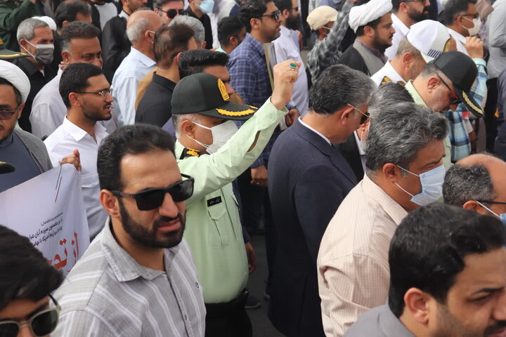 قاب‌هایی از راهپیمایی باشکوه امروز در شهرستان بندرعباس
